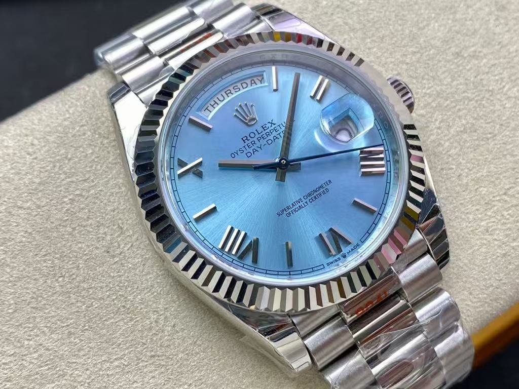 Rolex Day Date Ice Blue Grooved Replica - Image 2