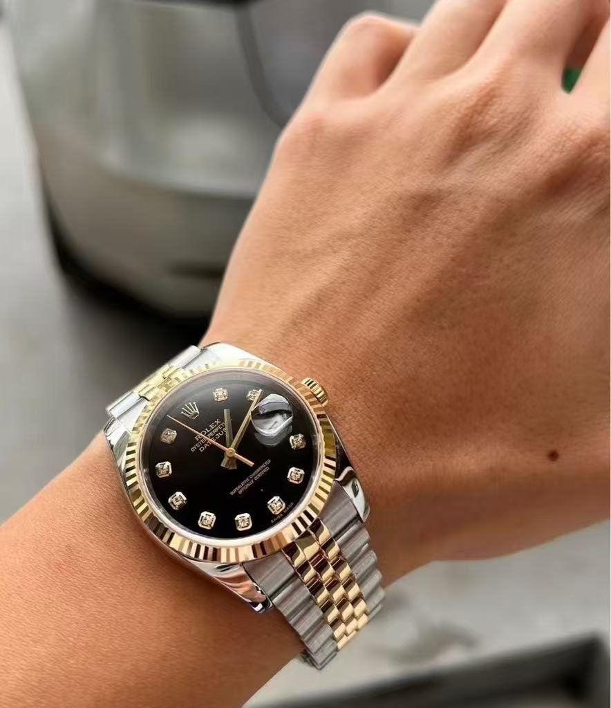 Rolex Day-Date Rose Gold Black Dial 126333 Replica Watch - Image 4